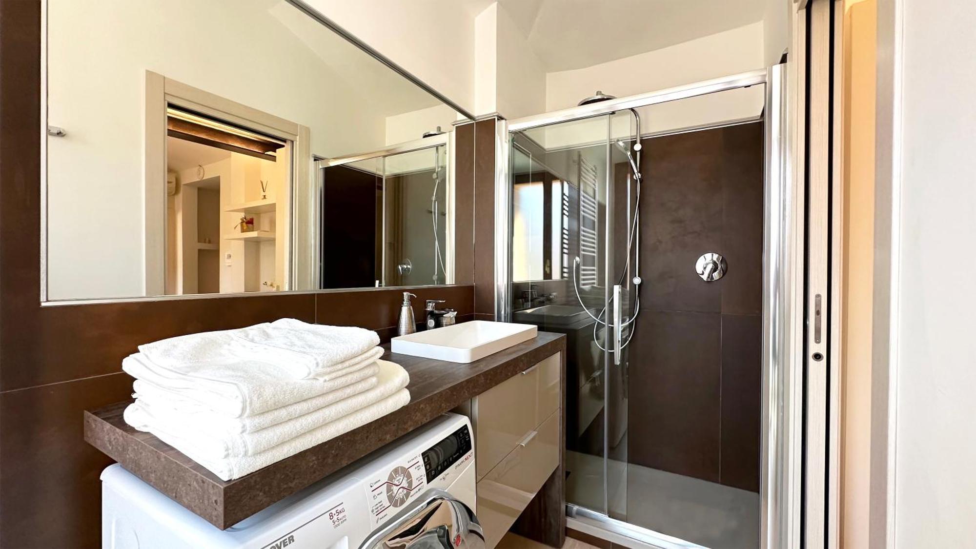 Int 5 - Elios Appartement
